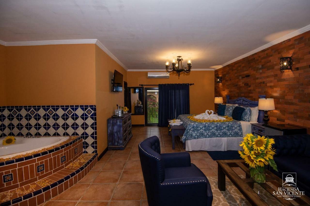 Hotel Hacienda San Vicente Flores Exterior foto
